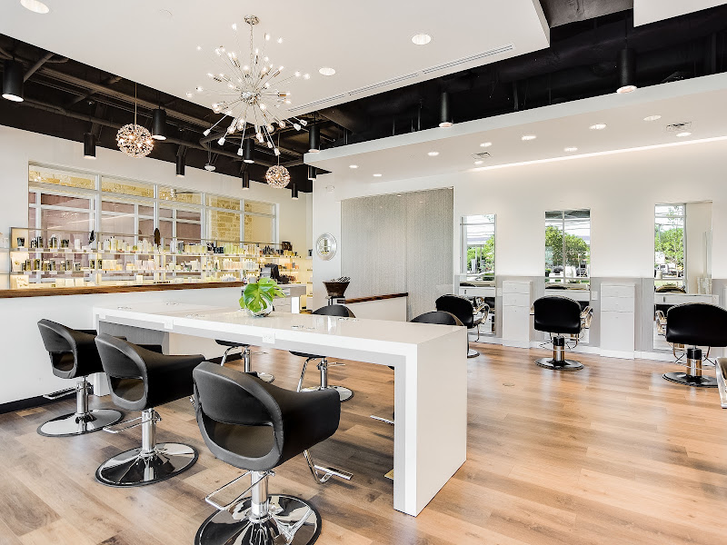 Maximum FX Salon
