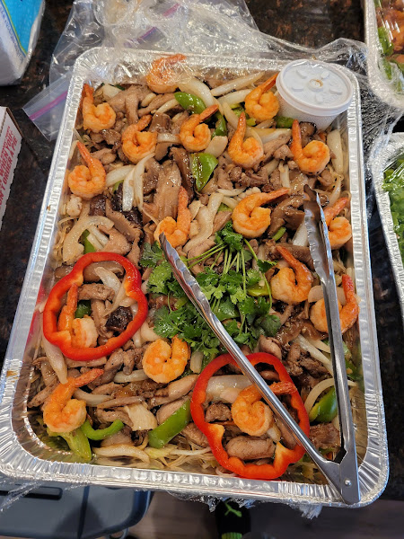 Hong Lan Queen Eggrolls 2