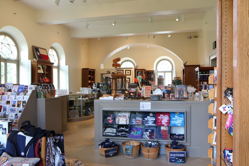 Texas Capitol Visitors Center Gift Shop 2