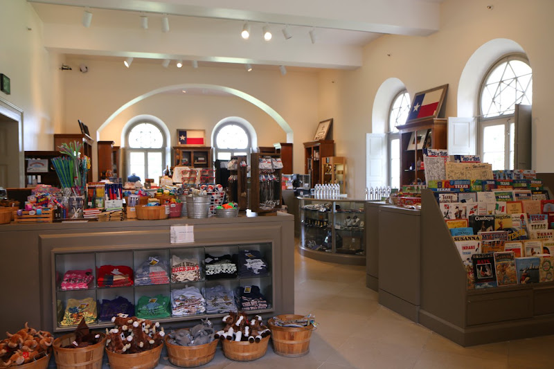 Texas Capitol Visitors Center Gift Shop 3