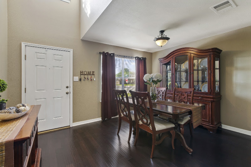 Roman Lopez Real Estate 5