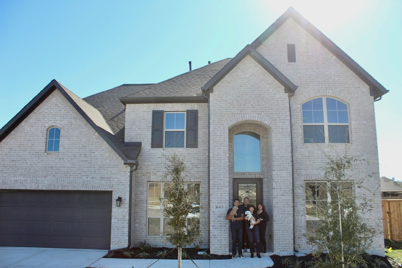 La Casa Realty Group 3