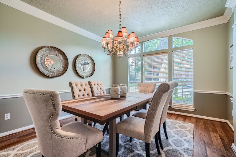Compass Real Estate | Austin 4