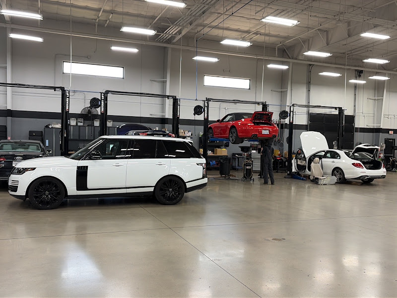 Luxury Auto Works - Austin 4