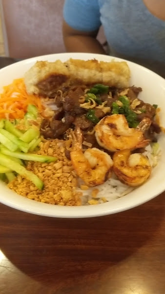 Pho Hung Cuong Restaurant 3