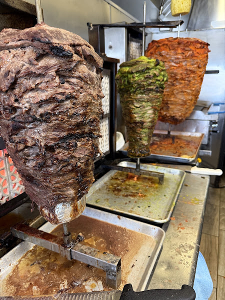 Los Trompos Tacos de Barrio 4