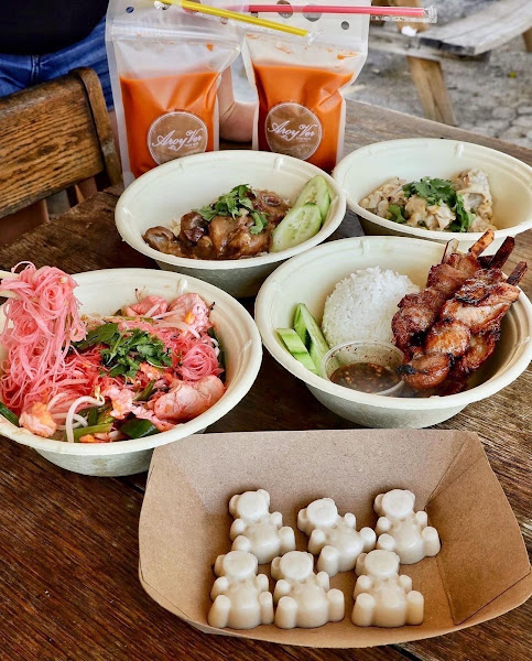 Aroy Ver Thai Bite the food truck 5