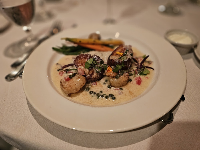 Frederick's Restaurant 5