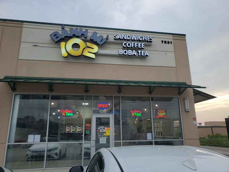 BANH MI 102