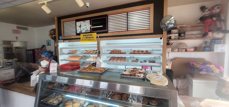 Chacha Bedoy Donuts and Bakery 5