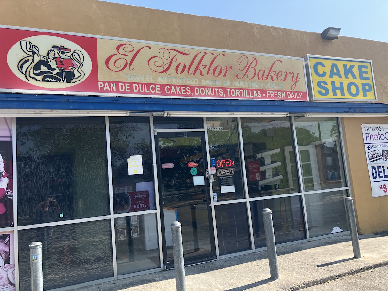 El Folklor Bakery