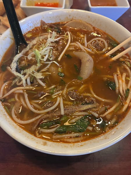 Pho Saigon Vietnamese Restaurant & Bakery LLC 4