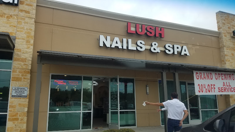 Lush Nails and Spa San Antonio 4