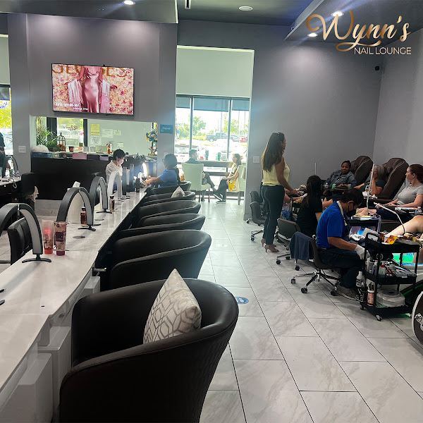 Wynn's Nail Lounge 5