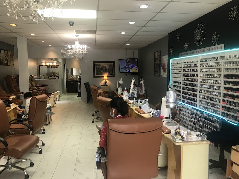 Nails Tran 5