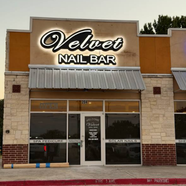 Velvet Nail Bar 4