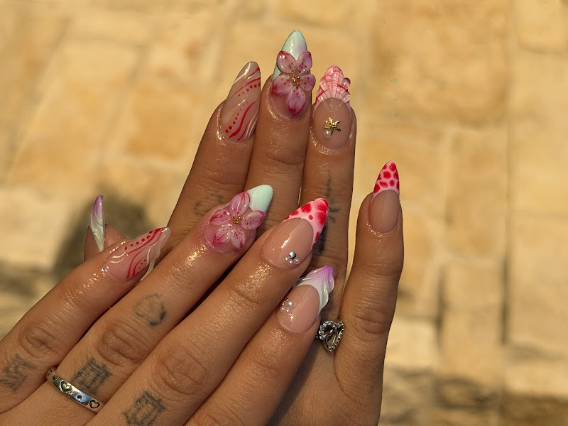 Sassy Nails And Lashes