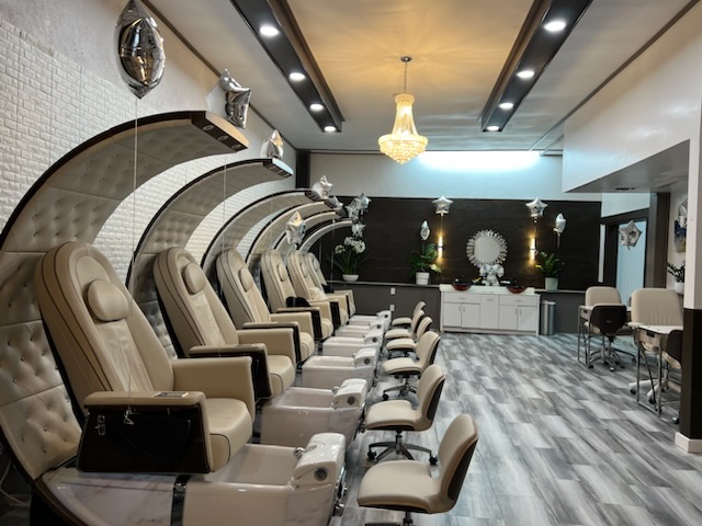 Manicure Nail Salon 2