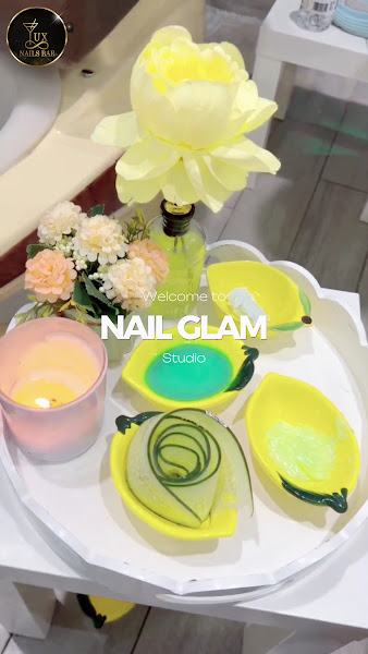 Lux Nails Bar 3
