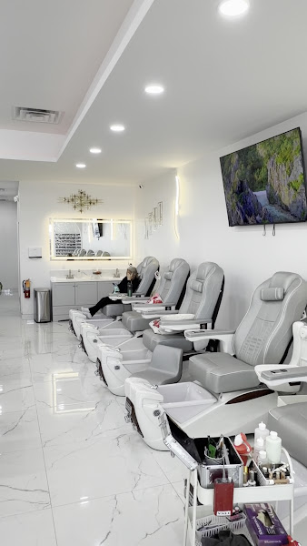 Music Nail Lounge 5
