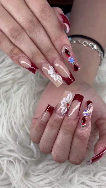 Luxe Nail Bar 2 3