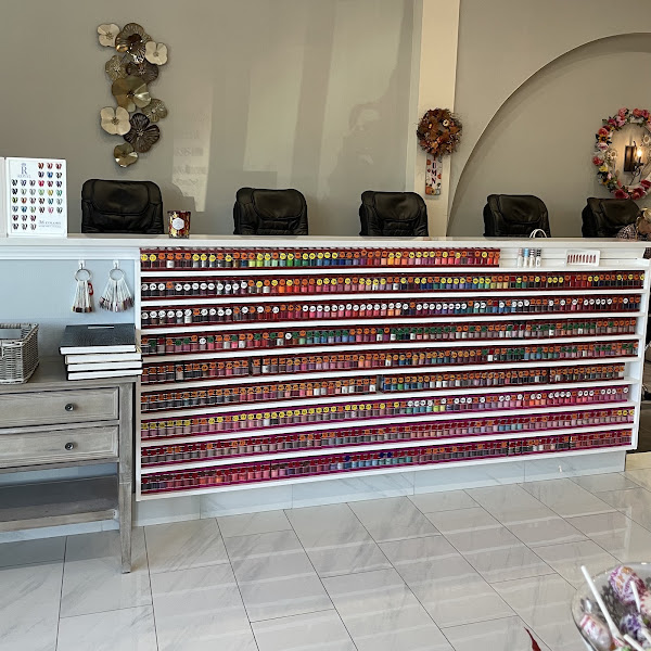 Tutti Nails Bar 4