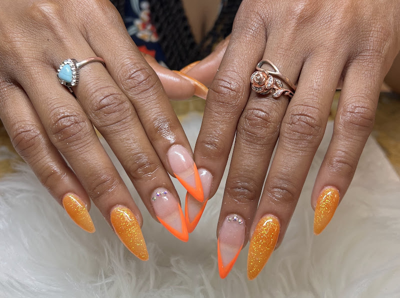 Nails to the moon(Babcock) 5