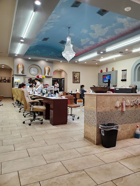 Seven Heaven Nail & Spa 4