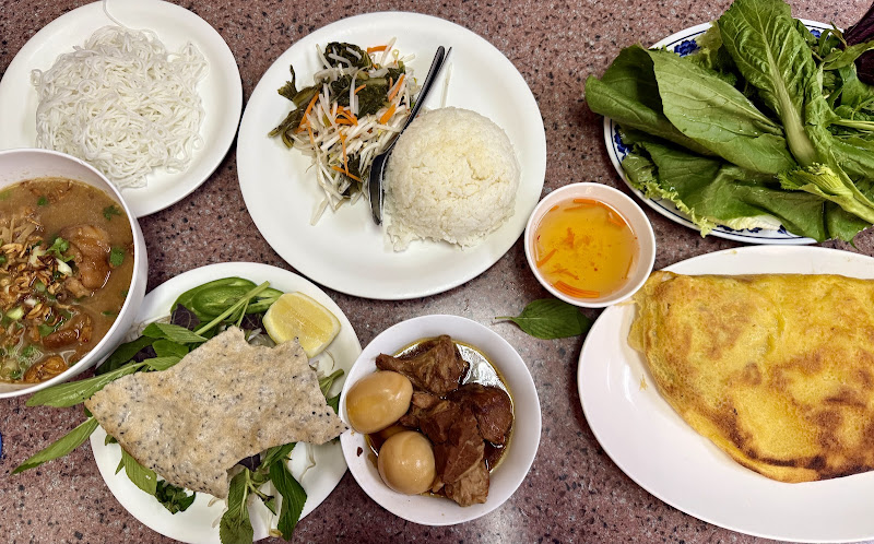 Van's Restaurant 3