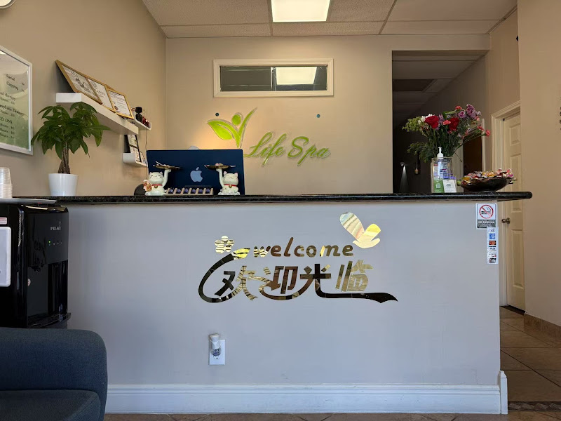 Life Spa & Massage 4