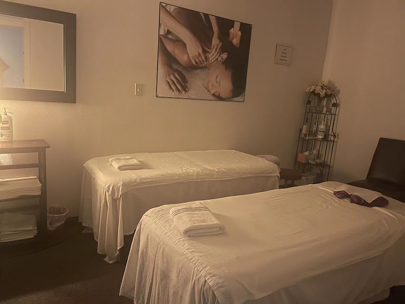 Red Lily Spa 5
