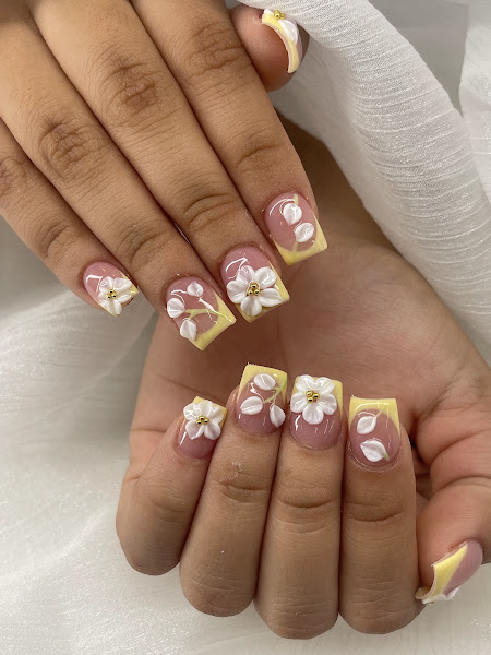 Valen Nails and Beauty 3