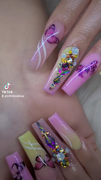 NAIL SOCIETY SALON (20% off 1st time client) 2