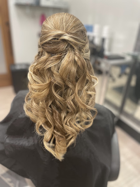 Hair by Ana