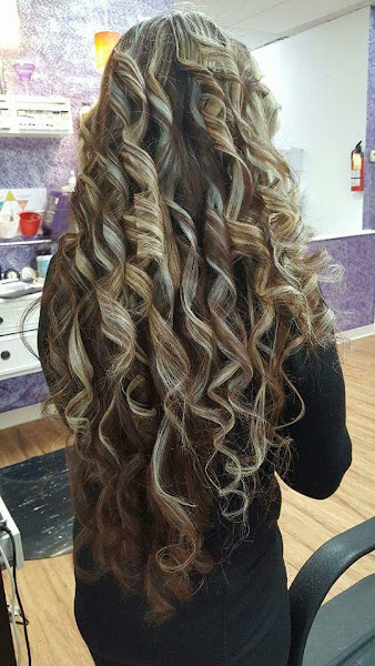 Esme's Hair Cuts & Beauty Salon 2