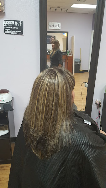 Esme's Hair Cuts & Beauty Salon 3