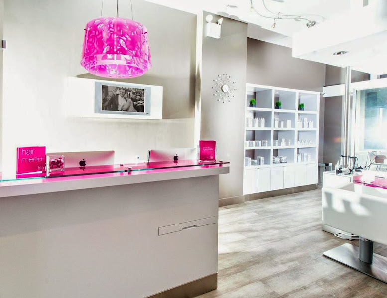 Blo Blow Dry Bar Lincoln Heights