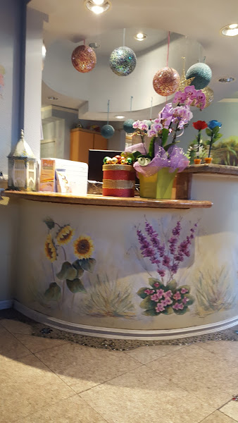 Family Fun Dental - Nguyen Lan Huong Olivia DDS, APC 2
