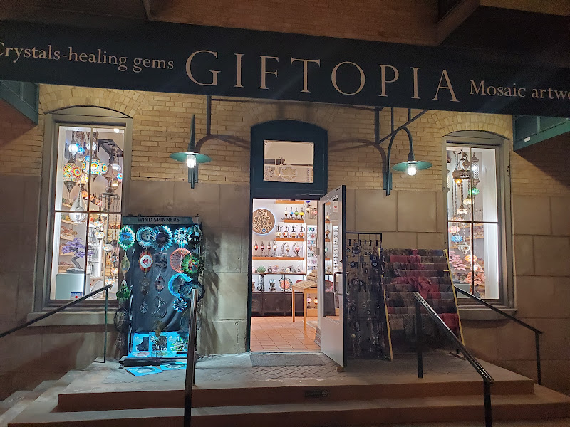 Giftopia
