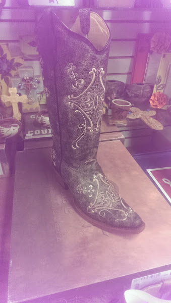Out West Gift Shop 3