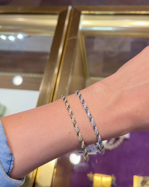Dennis Jewelry 4
