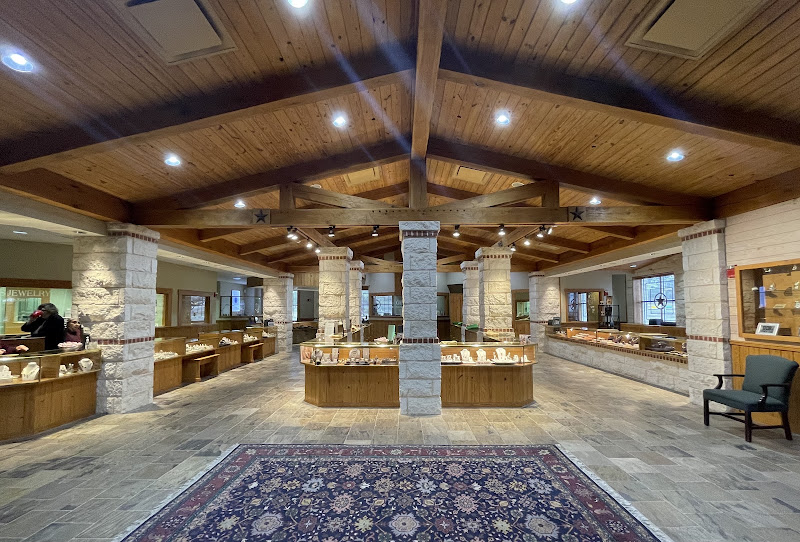 Dennis Jewelry 5