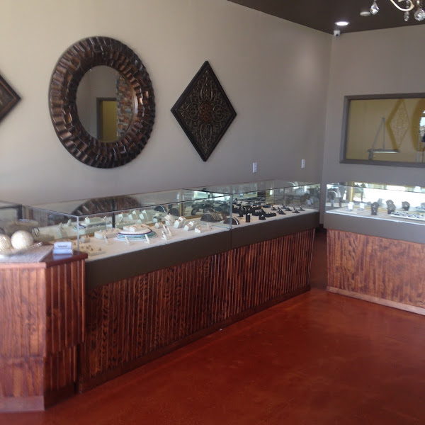 Luis & Co. Fine Jewelry 3