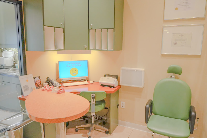 Sean Truong, DDS Orthodontics 2