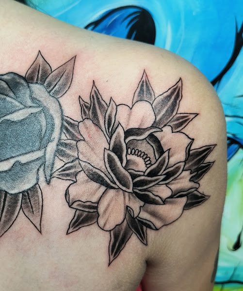 It's Live Through This Tattoos, Supplies, & Piercings 3