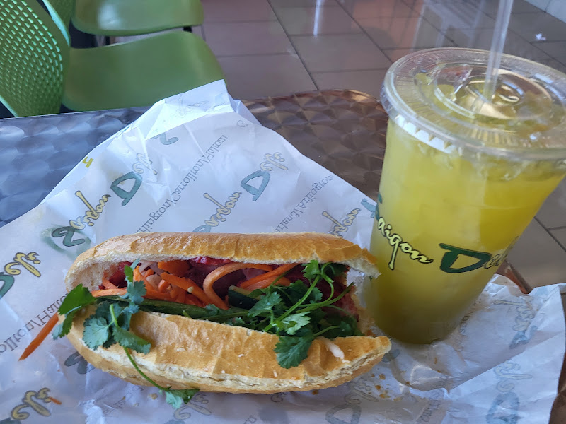 Saigon Deli 4