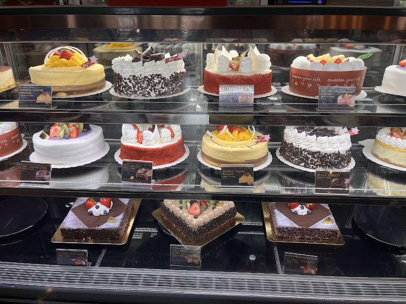 85°C Bakery Cafe - Carrollton 5