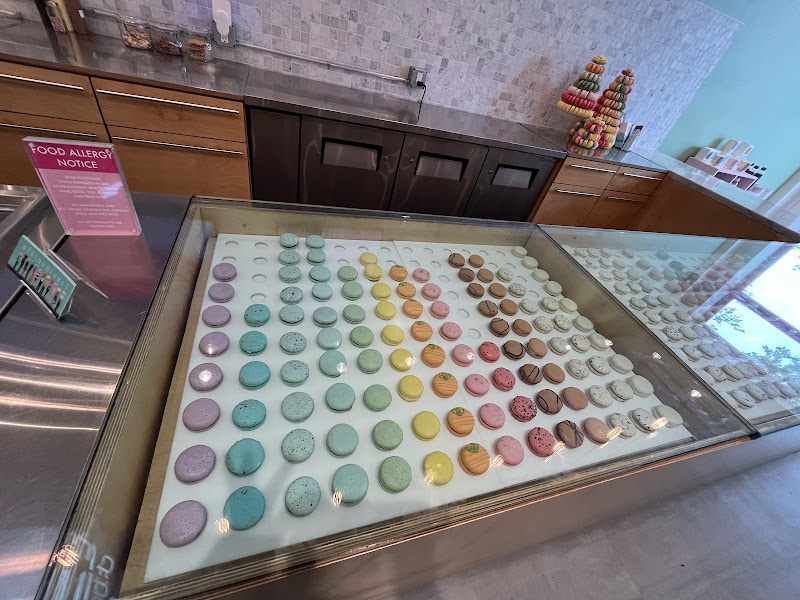 JOY Macarons 3