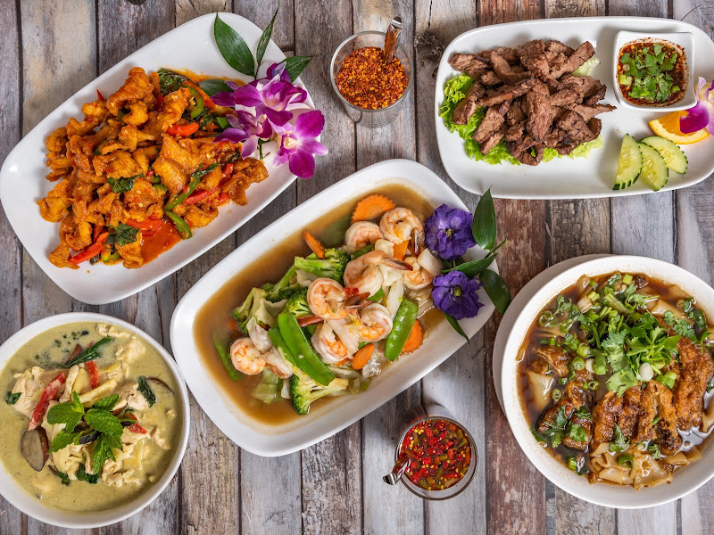 Tuk Tuk Thai 3