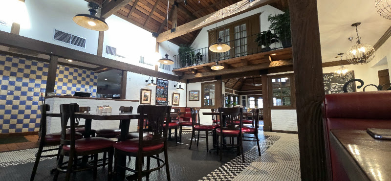 Mimi's Cafe 3